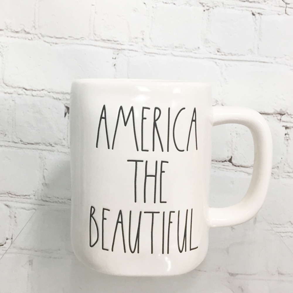 🚨FLASH SALE🚨Rae Dunn AMERICA THE BEAUTIFUL coffee mug